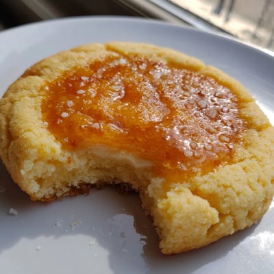 Soft Baked Creme Brulee Cookies
